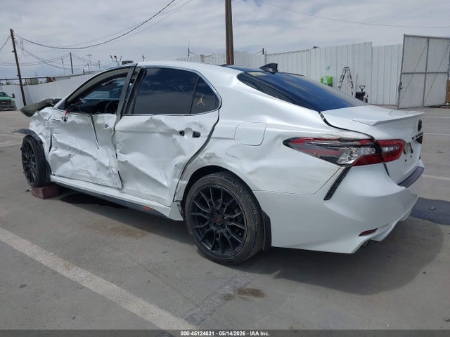 45124831 :رقم المزاد ، 4T1K61AK1MU489662 vin ، 2021 Toyota Camry Xse مزاد بيع