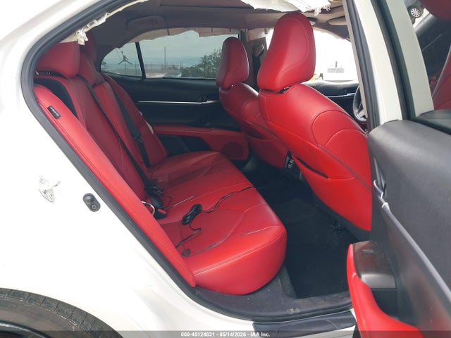 45124831 :رقم المزاد ، 4T1K61AK1MU489662 vin ، 2021 Toyota Camry Xse مزاد بيع