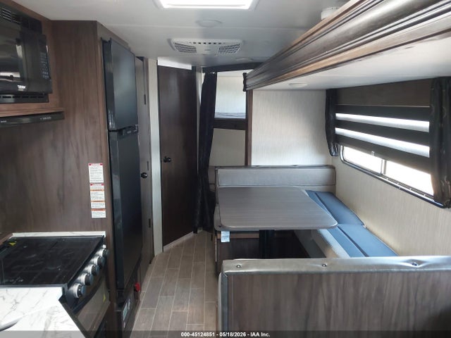 Продаж на аукціоні авто 2021 Forest River Other, vin: 4X4TCKB2XMK068437, номер лоту: 45124851