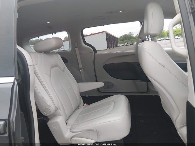 2017 Chrysler Pacifica Touring-l მანქანა იყიდება აუქციონზე, vin: 2C4RC1BG2HR709061, აუქციონის ნომერი: 45124897