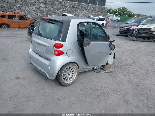 Aukcja sprzedaży 2013 Smart Fortwo Passion, vin: WMEEJ3BA2DK680991, numer aukcji: 45124898