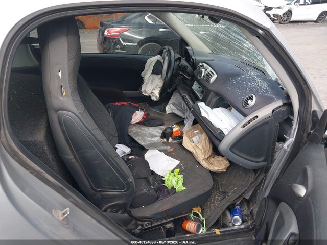 Aukcja sprzedaży 2013 Smart Fortwo Passion, vin: WMEEJ3BA2DK680991, numer aukcji: 45124898