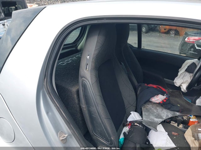 Aukcja sprzedaży 2013 Smart Fortwo Passion, vin: WMEEJ3BA2DK680991, numer aukcji: 45124898