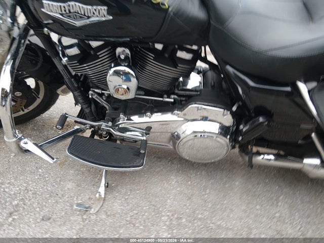 Harley-Davidson FLHR 2019 1HD1FBC15KB672077 Image 9