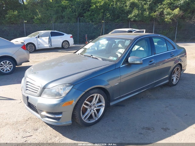 Продаж на аукціоні авто 2012 Mercedes-benz C 250 Luxury/sport, vin: WDDGF4HBXCR214428, номер лоту: 45124941