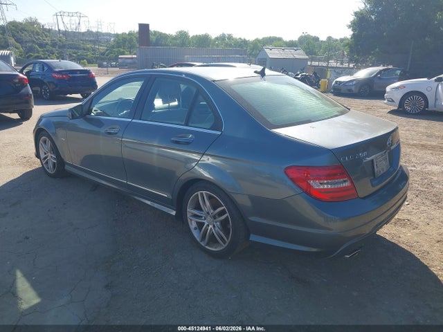 Продаж на аукціоні авто 2012 Mercedes-benz C 250 Luxury/sport, vin: WDDGF4HBXCR214428, номер лоту: 45124941