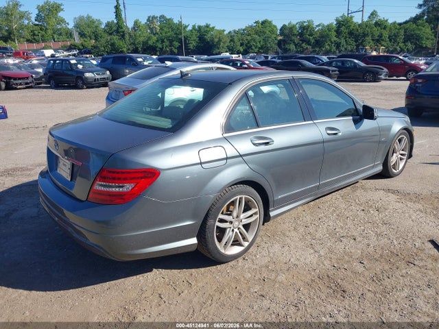 Продаж на аукціоні авто 2012 Mercedes-benz C 250 Luxury/sport, vin: WDDGF4HBXCR214428, номер лоту: 45124941