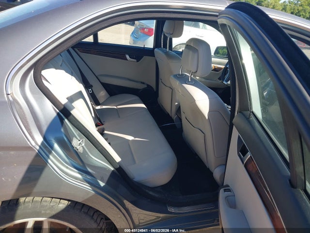 Продаж на аукціоні авто 2012 Mercedes-benz C 250 Luxury/sport, vin: WDDGF4HBXCR214428, номер лоту: 45124941