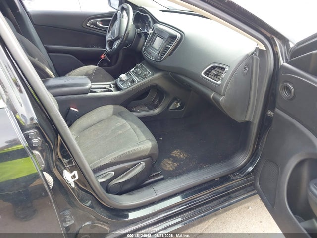 Продажа на аукционе авто 2016 Chrysler 200 Limited, vin: 1C3CCCAB2GN152661, номер лота: 45124948