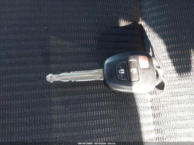JTMBFREVXEJ012254 Toyota RAV4 LE