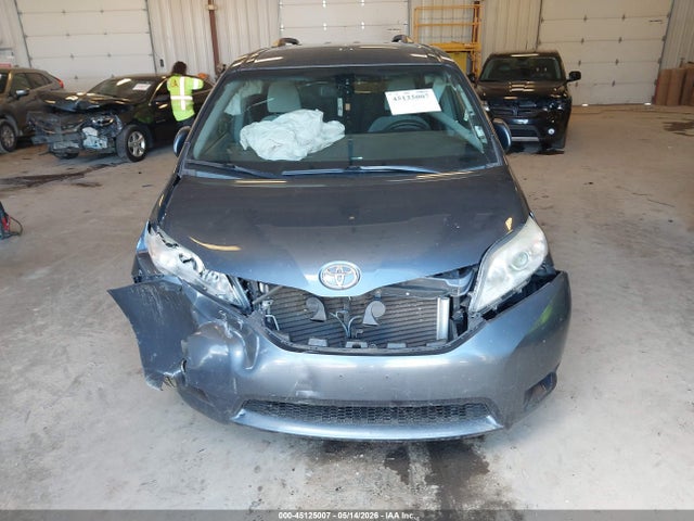 Aukcja sprzedaży 2015 Toyota Sienna Le 7 Passenger, vin: 5TDKK3DC9FS561831, numer aukcji: 45125007