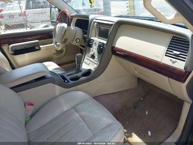 Продажа на аукционе авто 2004 Lincoln Aviator, vin: 5LMEU88H64ZJ30667, номер лота: 45125027