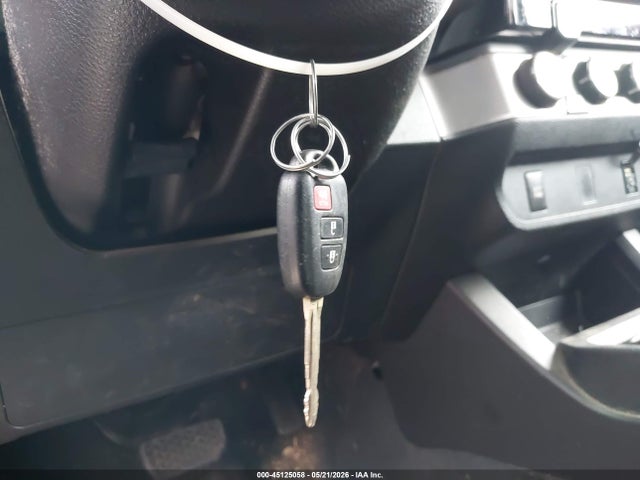 Продаж на аукціоні авто 2016 Toyota Tacoma Sr5 V6, vin: 3TMCZ5AN1GM026267, номер лоту: 45125058