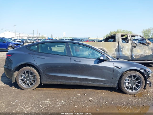 Tesla Model 3 Long Range All-wheel Drive 2025 5YJ3E1EB3SF892022 Image 14