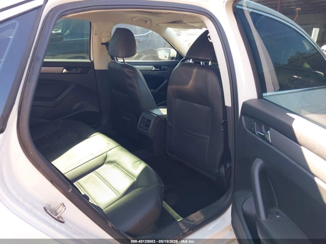 Aukcja sprzedaży 2015 Volkswagen Passat 2.0l Tdi Se, vin: 1VWBV7A35FC034953, numer aukcji: 45125083