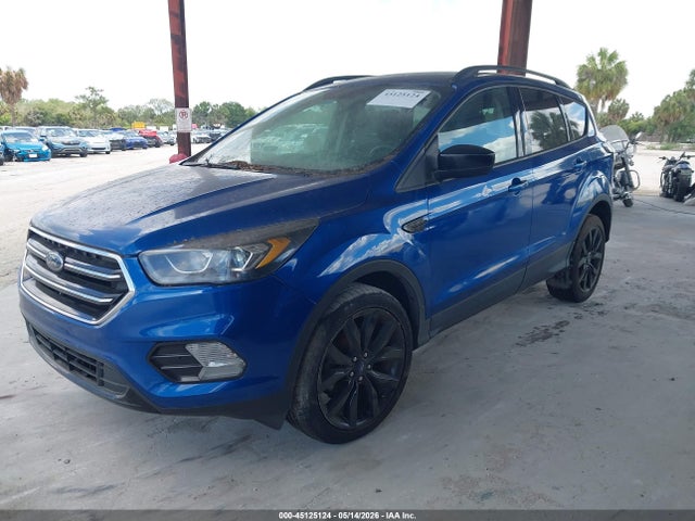 45125124 :رقم المزاد ، 1FMCU0GD4JUD00494 vin ، 2018 Ford Escape Se مزاد بيع