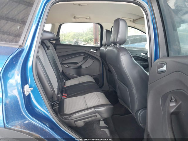 45125124 :رقم المزاد ، 1FMCU0GD4JUD00494 vin ، 2018 Ford Escape Se مزاد بيع