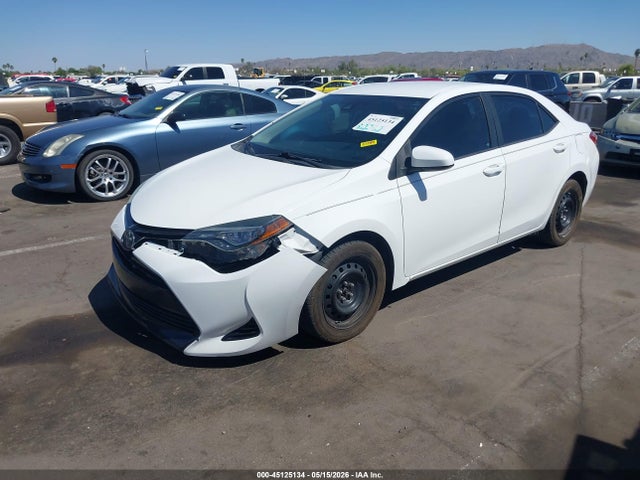Toyota COROLLA LE 2017 5YFBURHE7HP725484 Image 2