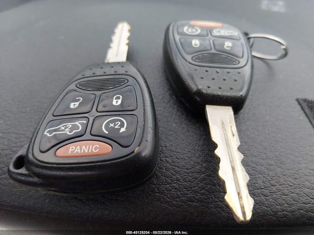 45125204 :رقم المزاد ، 1C3BC2FG4BN582050 vin ، 2011 Chrysler 200 Limited مزاد بيع