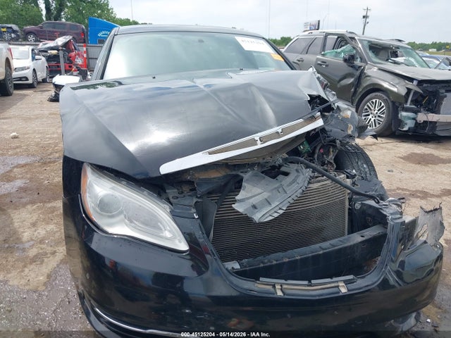 45125204 :رقم المزاد ، 1C3BC2FG4BN582050 vin ، 2011 Chrysler 200 Limited مزاد بيع