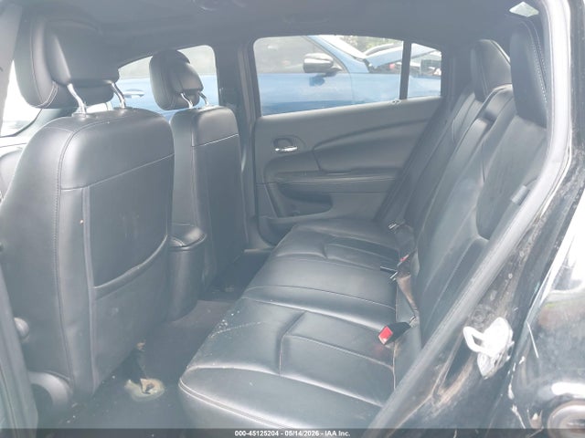 45125204 :رقم المزاد ، 1C3BC2FG4BN582050 vin ، 2011 Chrysler 200 Limited مزاد بيع