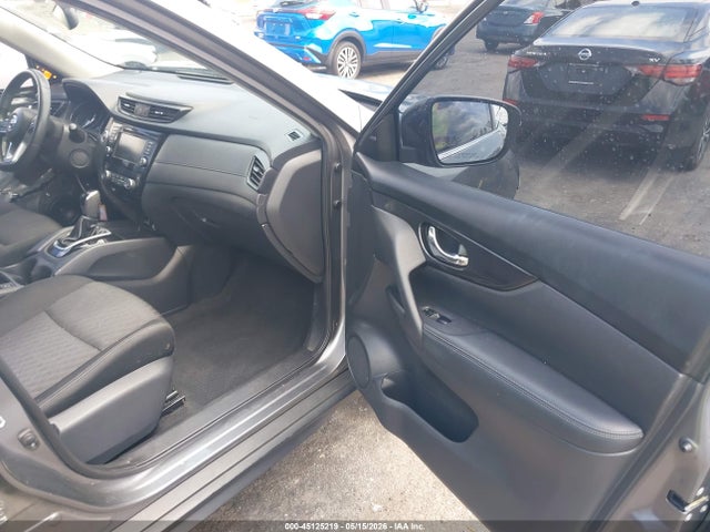 45125219 :رقم المزاد ، KNMAT2MT9JP563827 vin ، 2018 Nissan Rogue Sv مزاد بيع