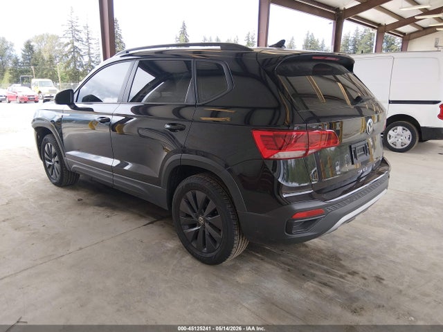 Продаж на аукціоні авто 2022 Volkswagen Taos 1.5t S, vin: 3VVMX7B28NM037159, номер лоту: 45125241