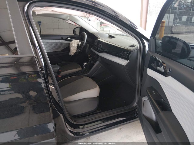 Продаж на аукціоні авто 2022 Volkswagen Taos 1.5t S, vin: 3VVMX7B28NM037159, номер лоту: 45125241