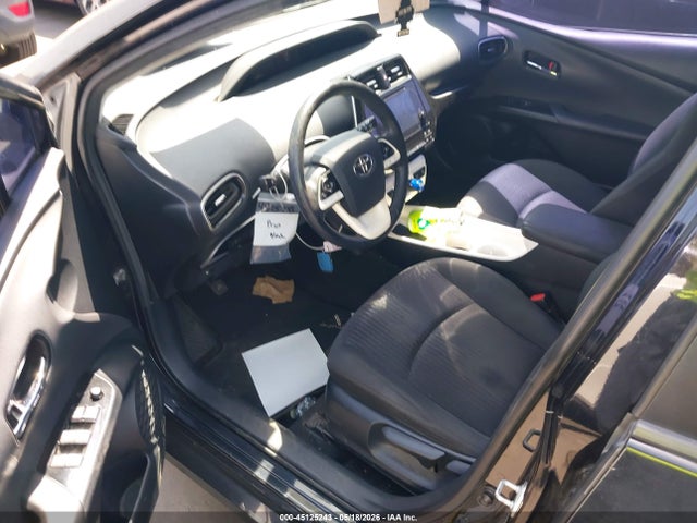 Toyota Prius Three 2017 JTDKARFU6H3033602 Image 18