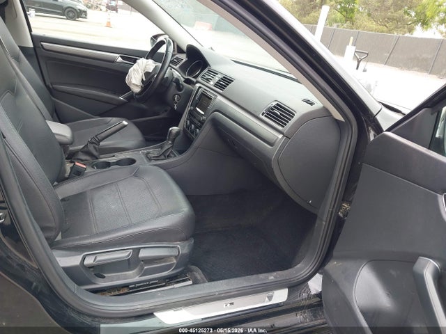 45125273 :رقم المزاد ، 1VWAT7A30GC061299 vin ، 2016 Volkswagen Passat 1.8t R-line مزاد بيع
