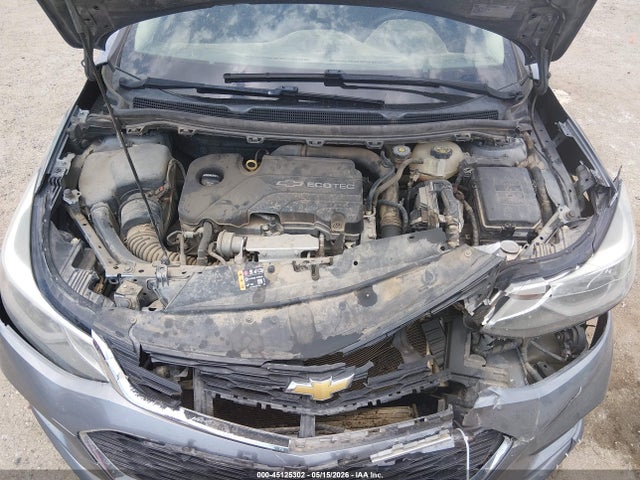 1G1BE5SMXJ7121322 Chevrolet Cruze Lt Auto