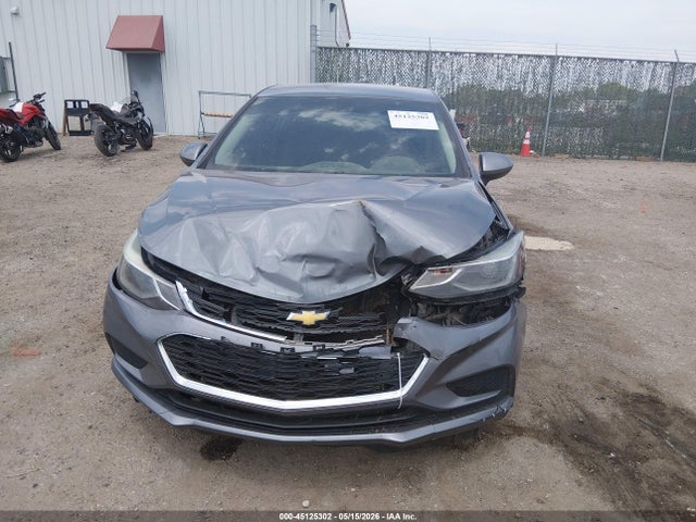 1G1BE5SMXJ7121322 Chevrolet Cruze Lt Auto