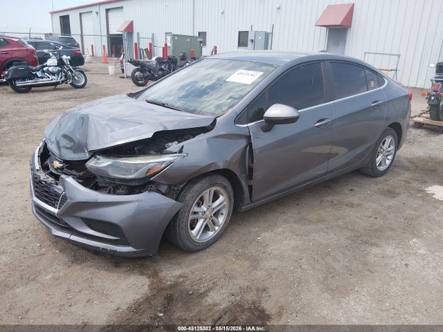 1G1BE5SMXJ7121322 Chevrolet Cruze Lt Auto