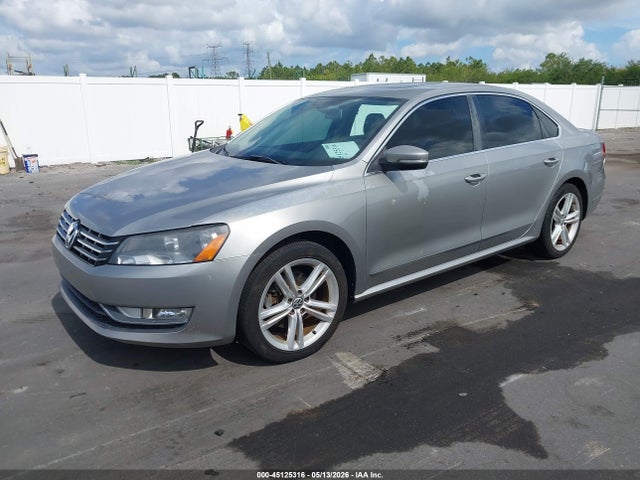 Продаж на аукціоні авто 2014 Volkswagen Passat 2.0l Tdi Sel Premium, vin: 1VWCN7A3XEC070785, номер лоту: 45125316