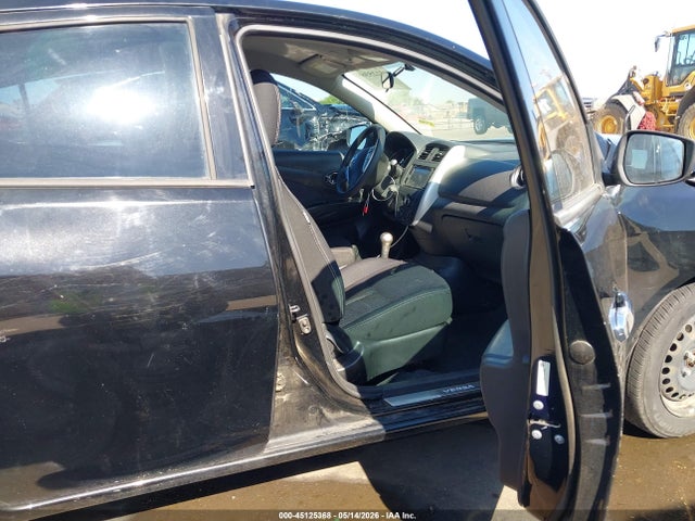 3N1CN7AP6FL811335 Nissan Versa 1.6 Sv
