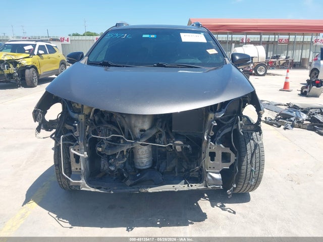 2T3NFREV8GW298283 Toyota RAV4 SE