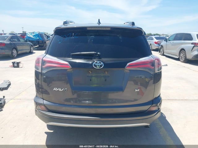 2T3NFREV8GW298283 Toyota RAV4 SE