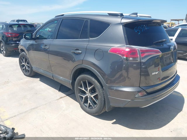 2T3NFREV8GW298283 Toyota RAV4 SE