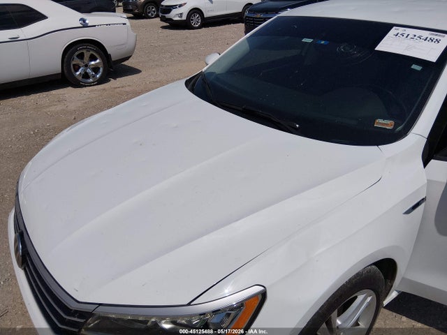 45125488 :رقم المزاد ، 1VWAA7A31JC017308 vin ، 2018 Volkswagen Passat 2.0t R-line/2.0t S مزاد بيع