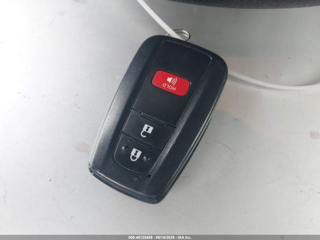 Toyota Prius Le 2021 JTDKAMFU3M3149045 Image 11