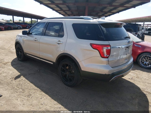 Ford EXPLORER XLT 2017 1FM5K7D84HGB46473 Image 3