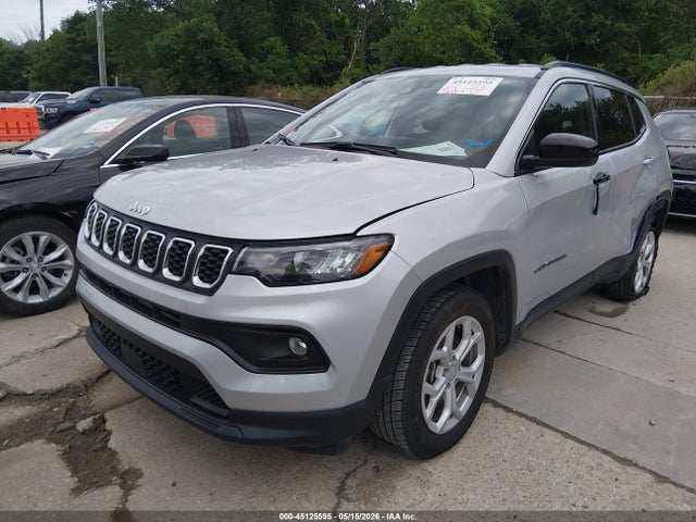 45125595 :رقم المزاد ، 3C4NJDBN3RT113685 vin ، 2024 Jeep Compass Latitude 4x4 مزاد بيع