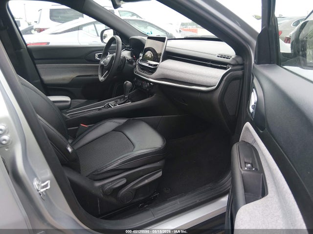 45125595 :رقم المزاد ، 3C4NJDBN3RT113685 vin ، 2024 Jeep Compass Latitude 4x4 مزاد بيع