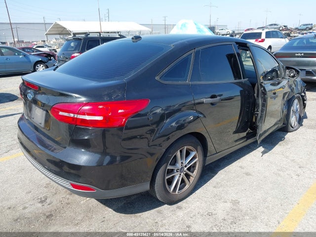 Продажа на аукционе авто 2015 Ford Focus S, vin: 1FADP3E29FL358042, номер лота: 45125621