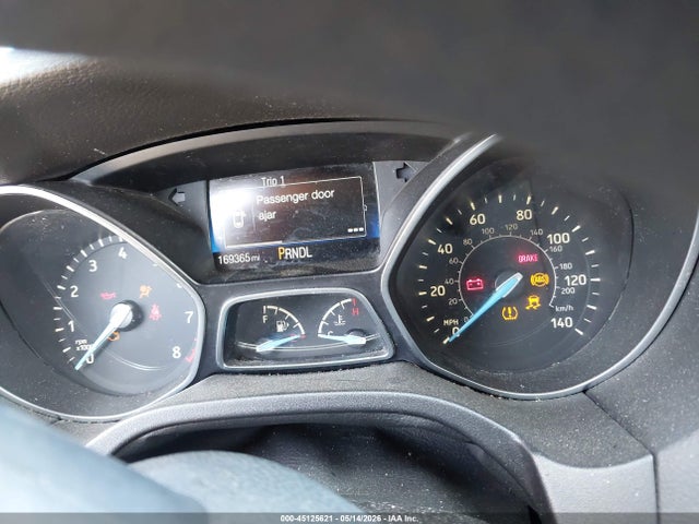 Продажа на аукционе авто 2015 Ford Focus S, vin: 1FADP3E29FL358042, номер лота: 45125621