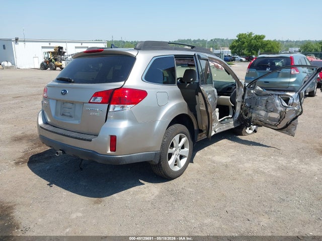 Продаж на аукціоні авто 2014 Subaru Outback 2.5i Premium, vin: 4S4BRBCCXE3308469, номер лоту: 45125691