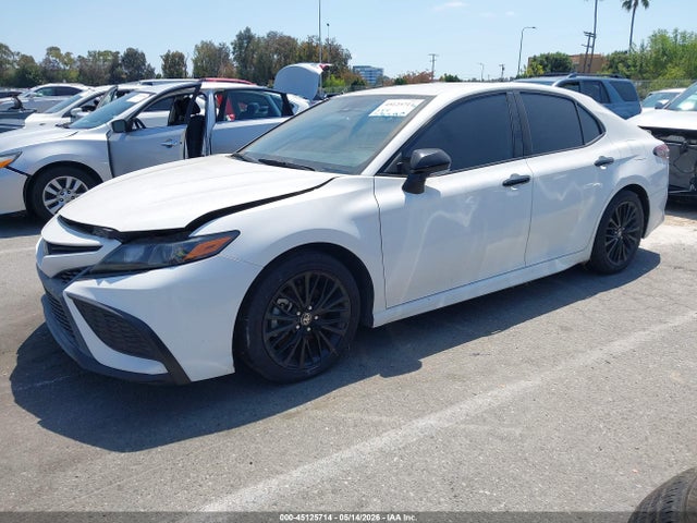 Продажа на аукционе авто 2022 Toyota Camry Nightshade Edition Hybrid, vin: 4T1G31AK1NU034987, номер лота: 45125714