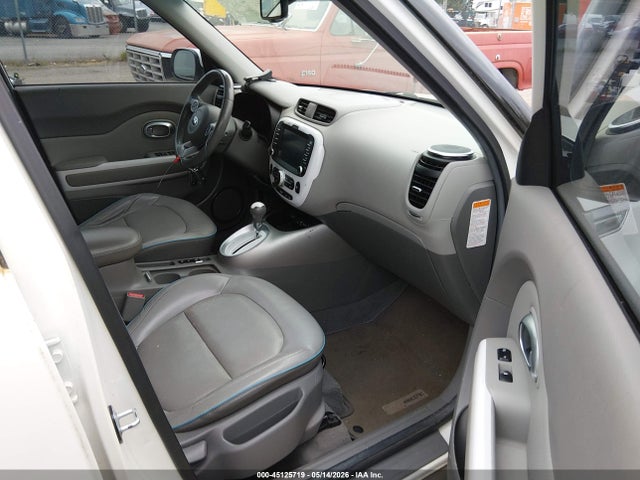 Продаж на аукціоні авто 2016 Kia Soul Ev +, vin: KNDJX3AEXG7007356, номер лоту: 45125719