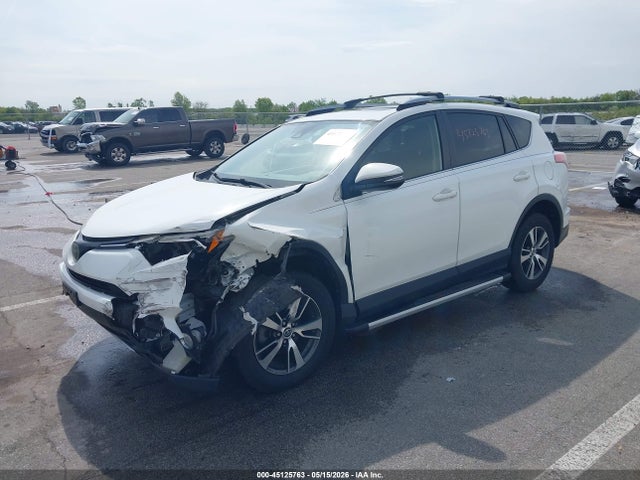Toyota Rav4 Xle 2018 JTMRFREV4JJ725305 Image 2
