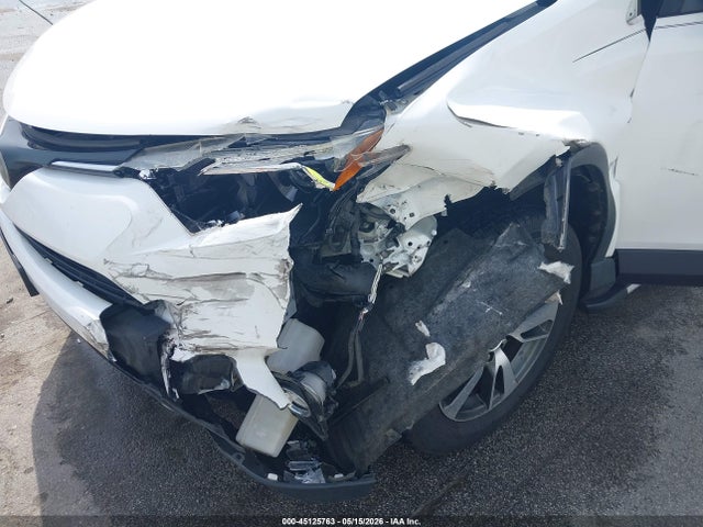 Toyota Rav4 Xle 2018 JTMRFREV4JJ725305 Image 6